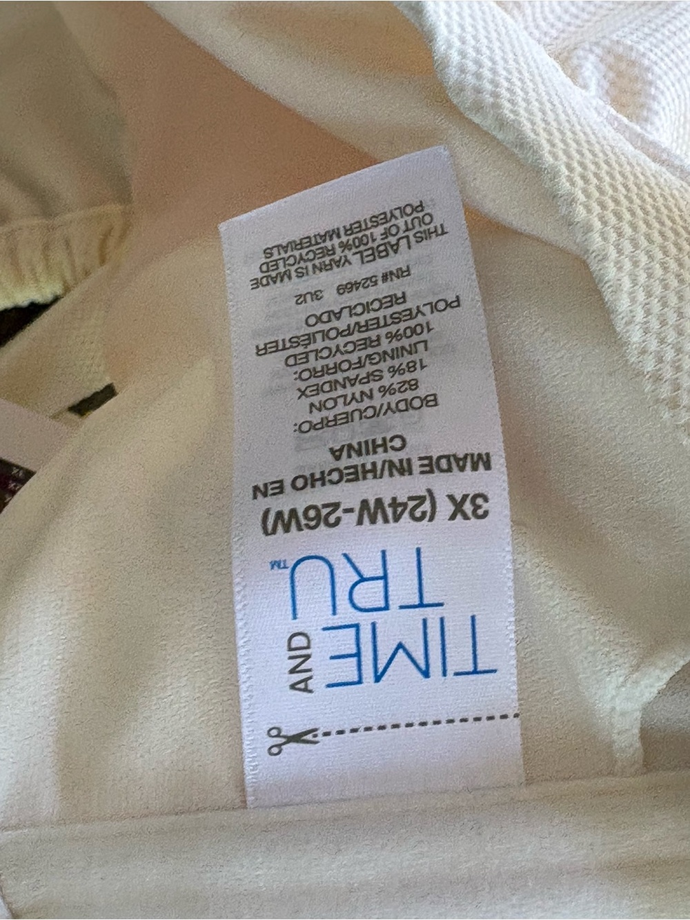 Time and Tru cream pique key halter swim top features a high neck design 3x - Picture 6 of 9